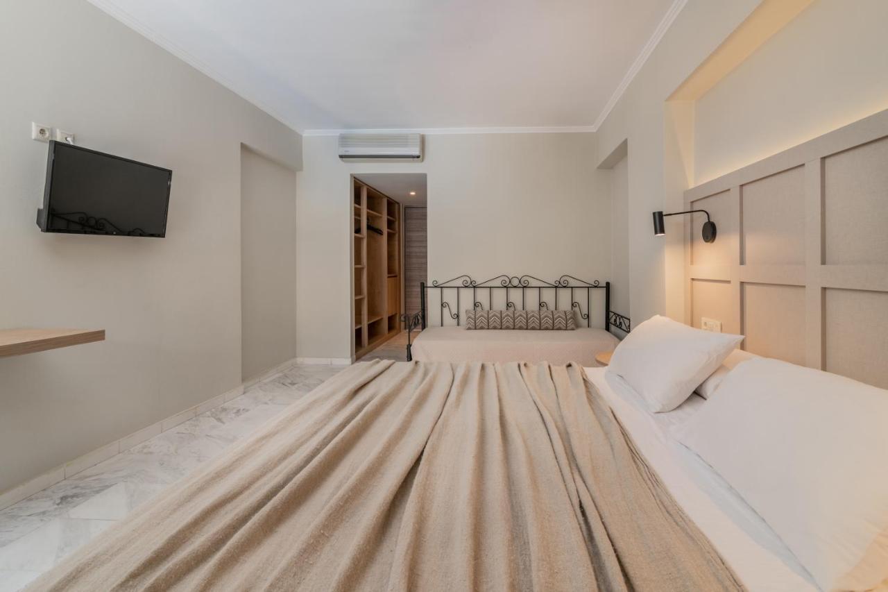 Strofades Beach Hotel Plános Екстериор снимка